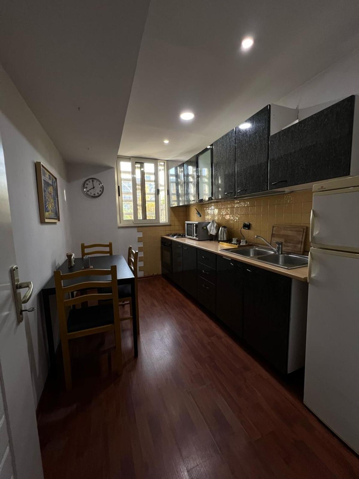 Apartment Hoja Tirana