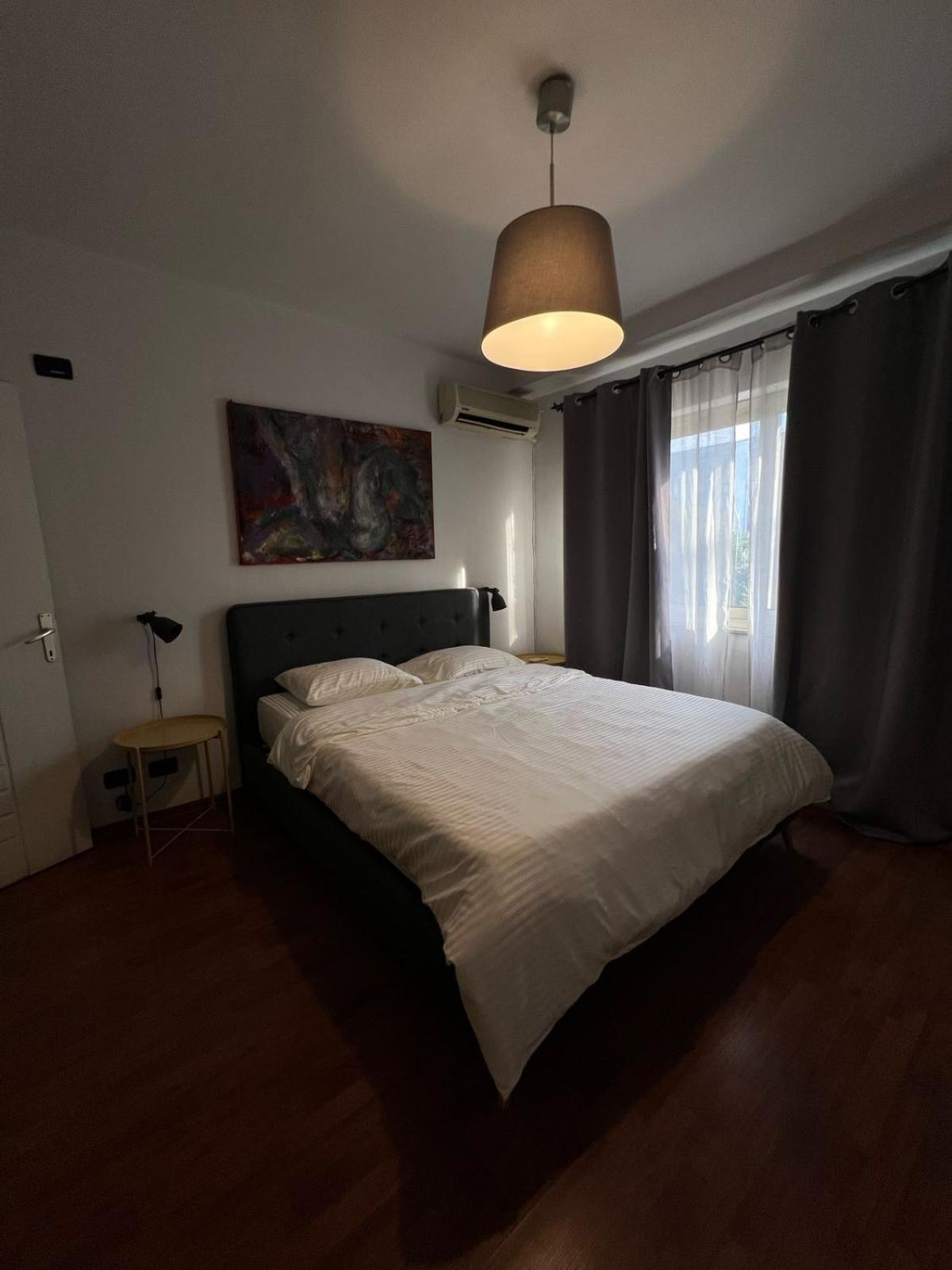 Hoja Apartment